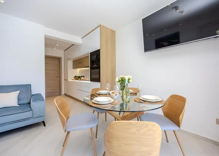 Aqua * ז'אבוריץ'